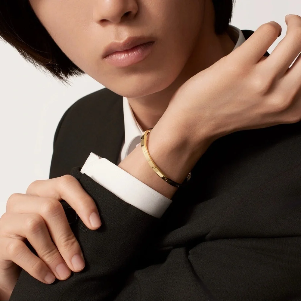 NEW Small Model Screw Cuff Bangle Love Bracelet with Screwdriver in Gold - Picture 11 of 14